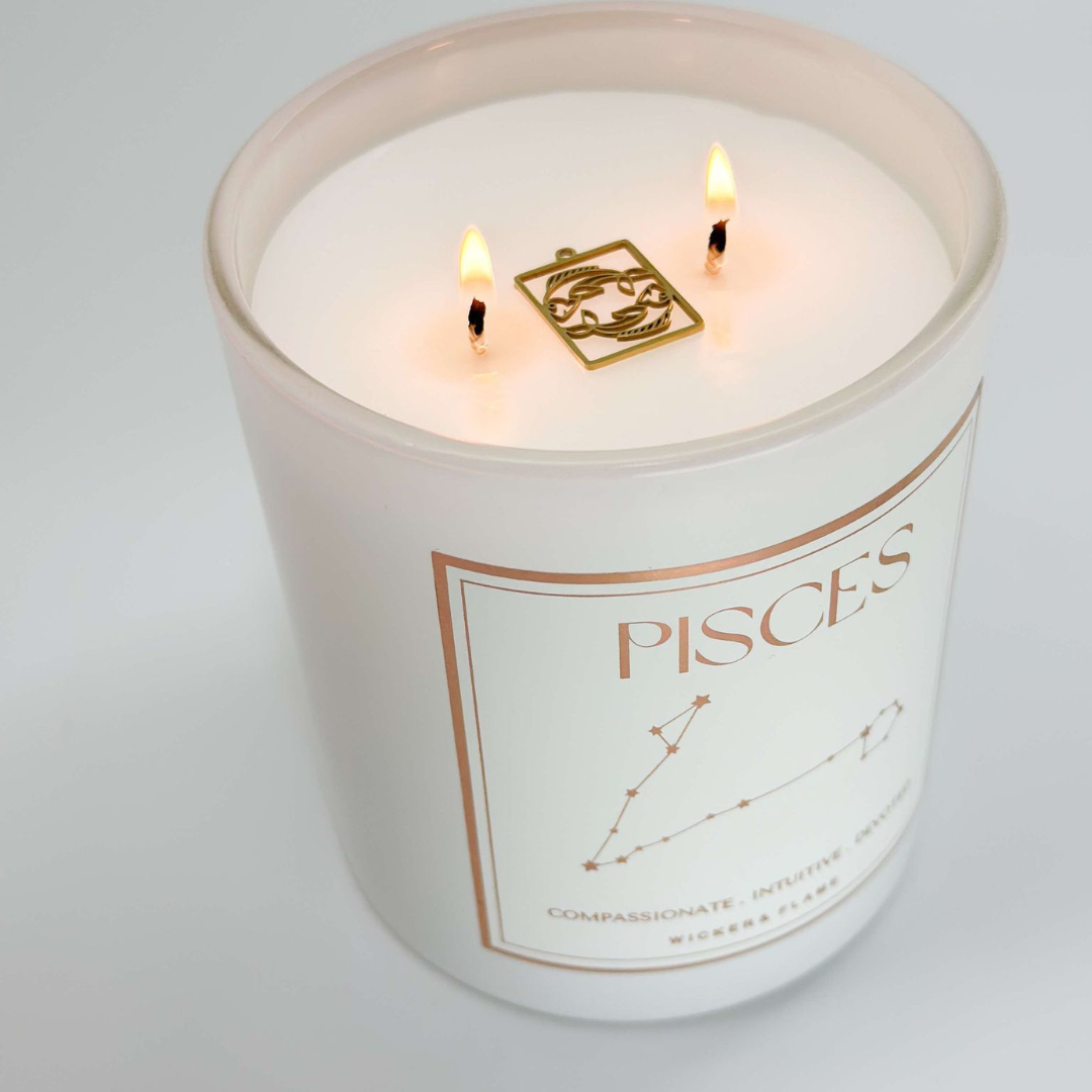 ♓ Pisces Zodiac Candle